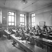handwriting class at Onslow Drive School, 1916