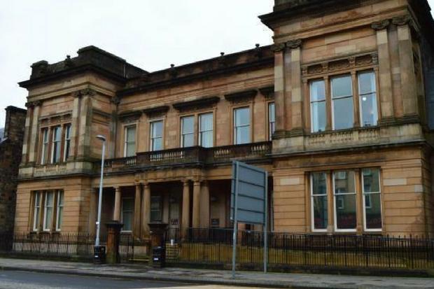 Glasgow private hire driver jailed over assaulting woman and children loses licence
