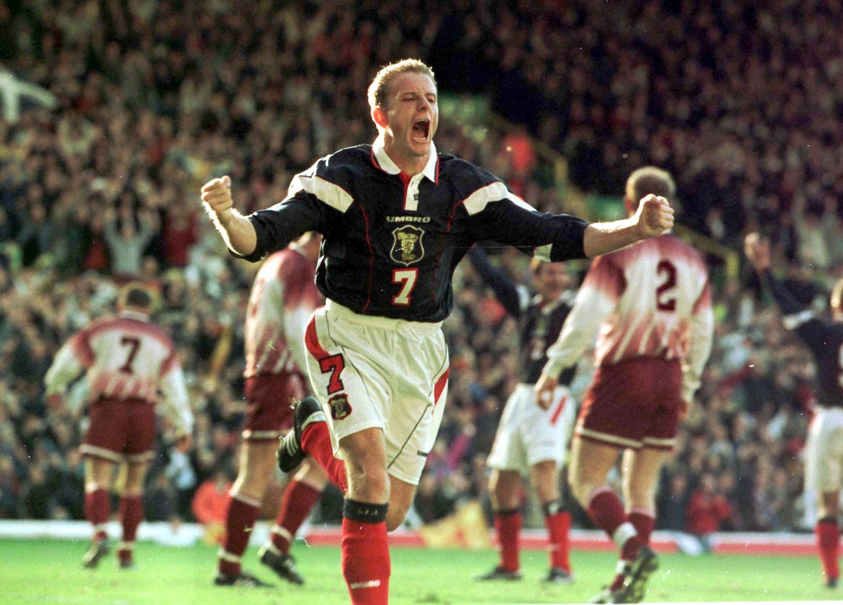Scotland hero Kevin Gallacher addresses England arrogance and makes 'legends' rallying call to Steve Clarke's side