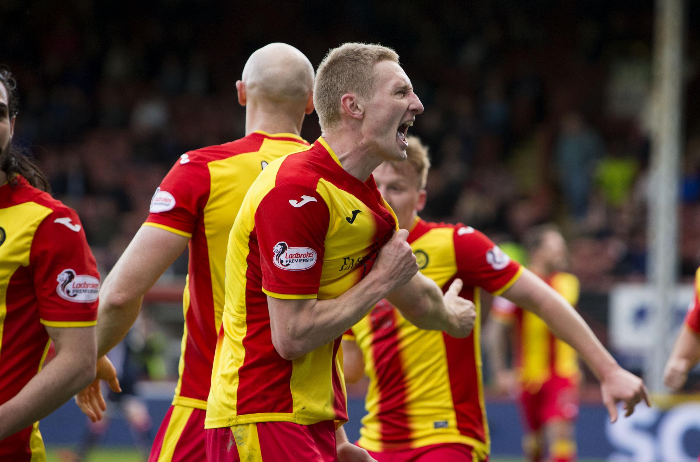Partick Thistle sign Andy Geggan on loan as Chris Erskine closes in on fourth Jags spell