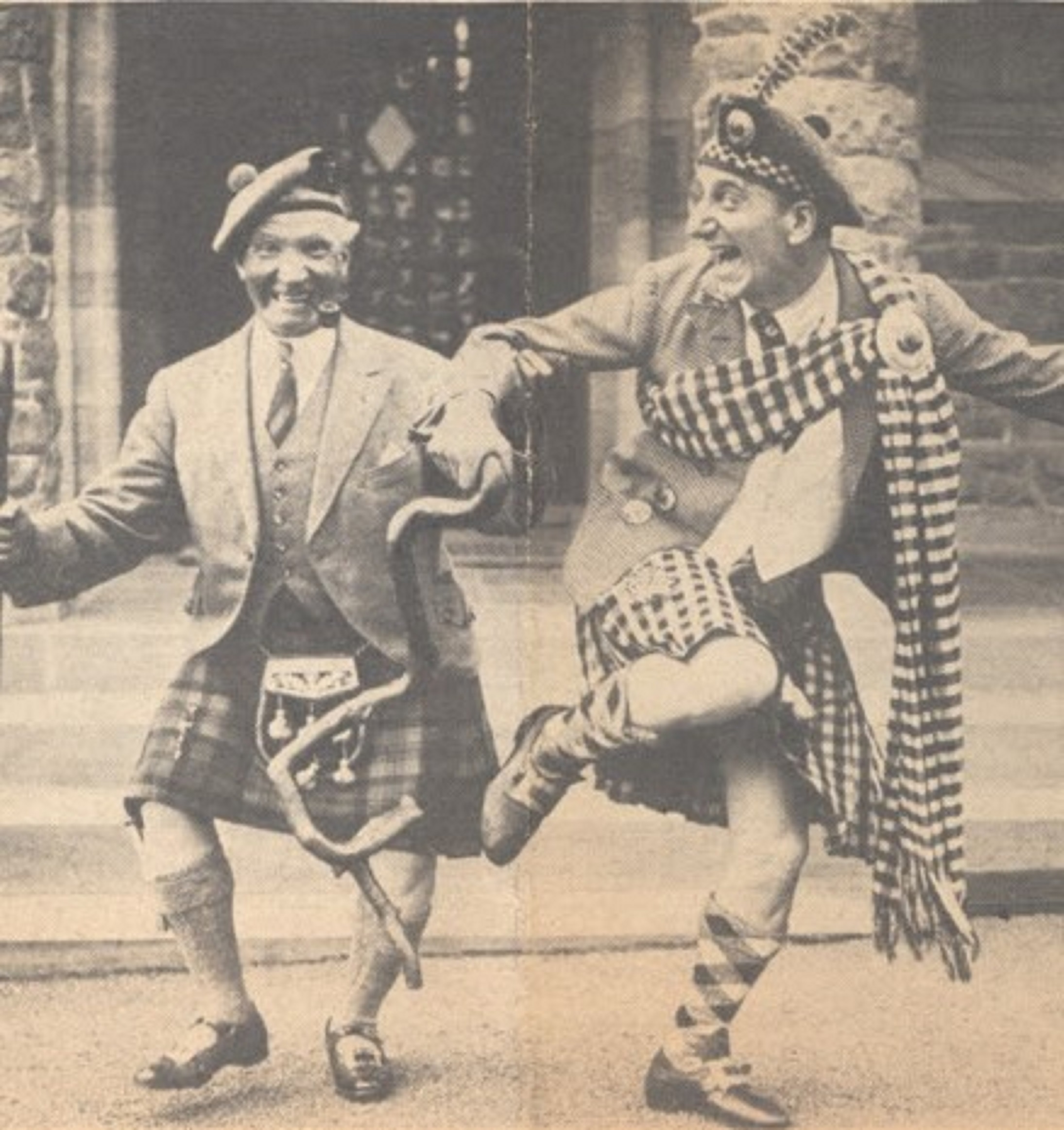 Durante larking about with Sir Harry Lauder in Glasgow 1936.