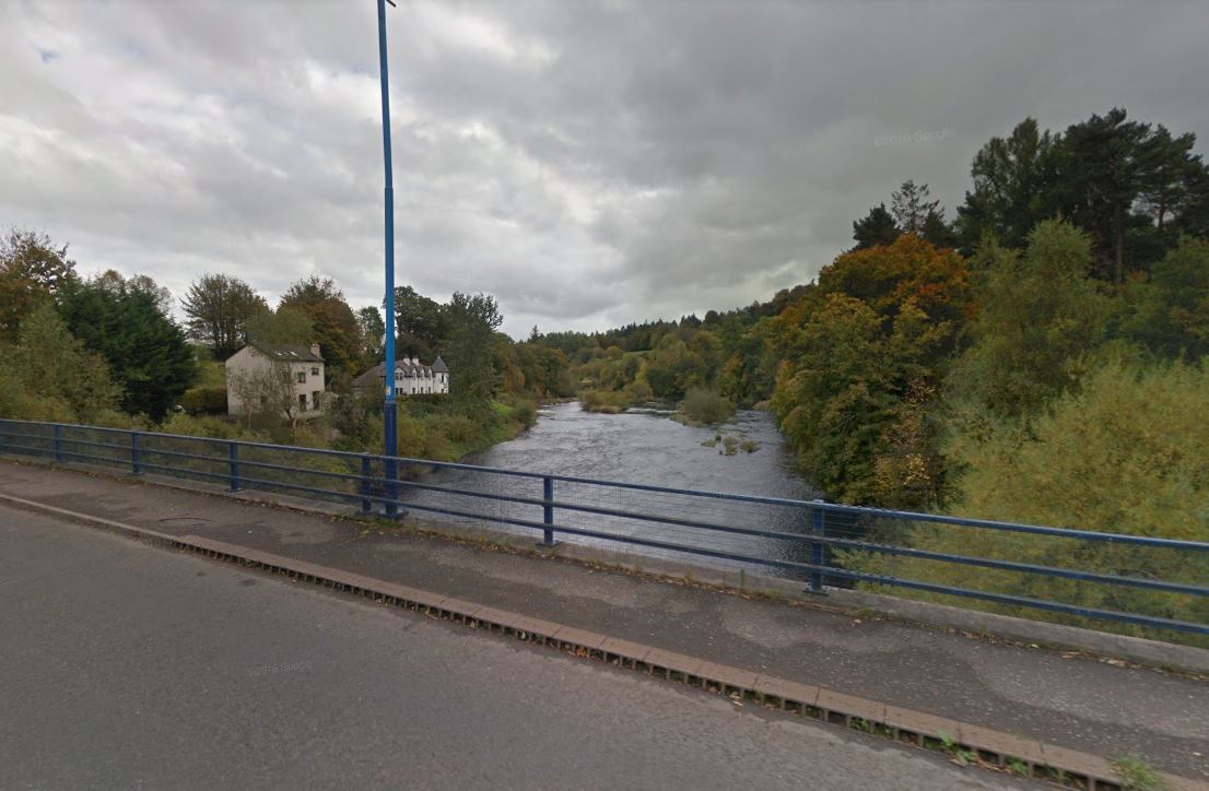 Teenage boy tragically dies after getting into difficulty in River Clyde