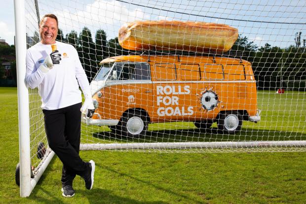 Glasgow Times: David Seaman will be at the campervan when it visits London