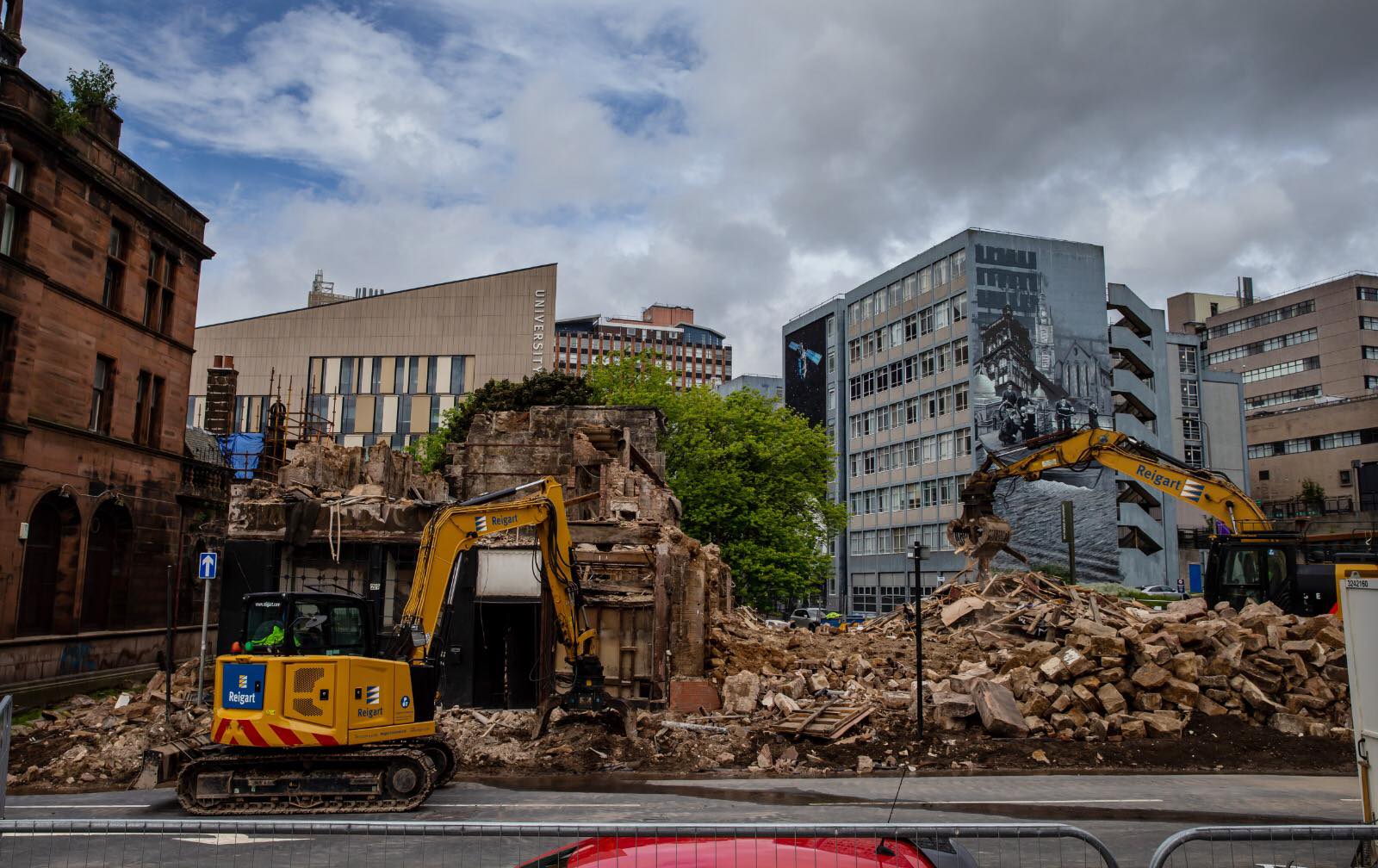 Glasgow's High Street reopens after building demolition complete
