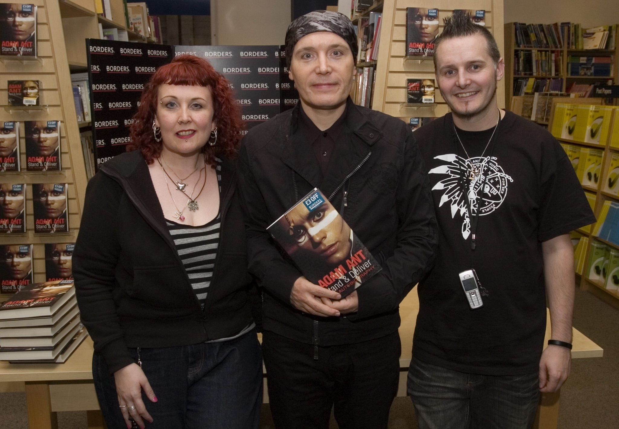 When Glasgow couple got Adam Ant's 'blessing' in city's Borders bookstore