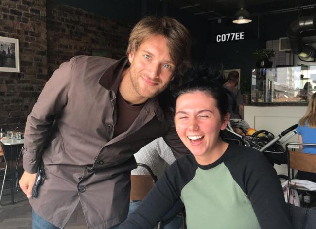 Singer surprises fans after stopping for photo in Paisley coffee shop. Credit: Instagram (@mandys.flowers)