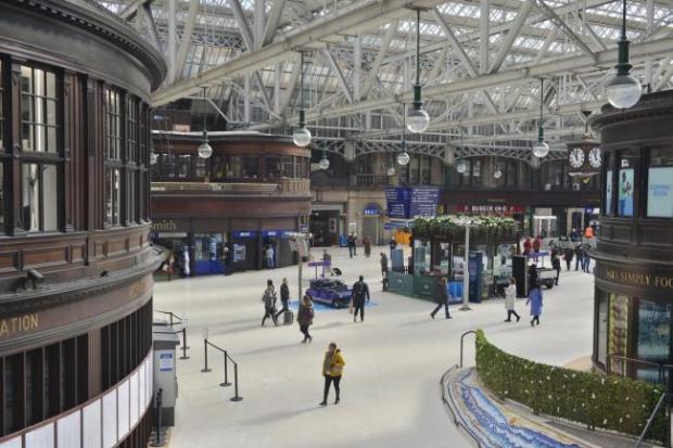 Glasgow Times: Inside Central Station 