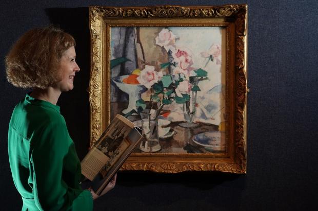 Glasgow Times: Art courses are a great gift option for people interested in painting. Picture: PA
