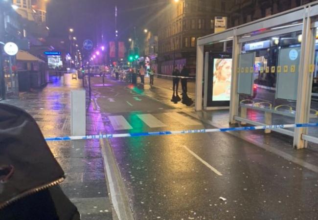 Glasgow street taped off by cops as man seriously hurt in early hours of Christmas Eve