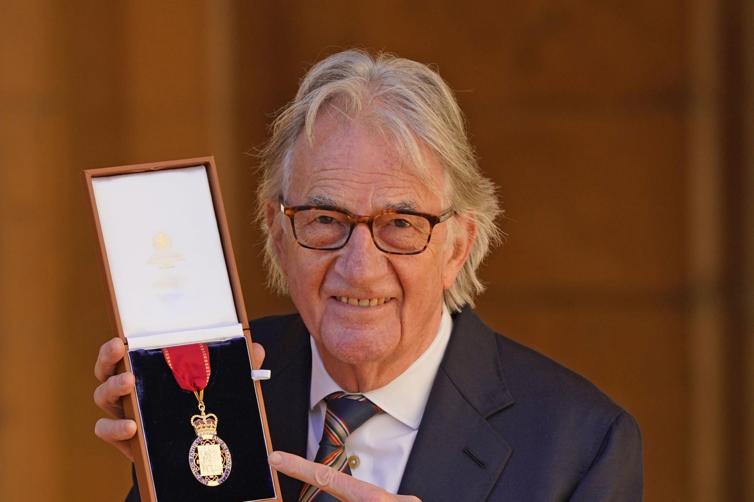 Designer Sir Paul Smith hails 'love of life' as he joins prestigious royal order - Vimarsana News