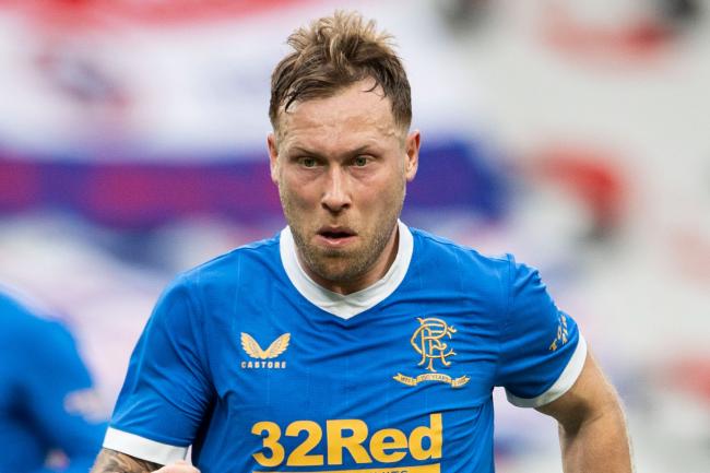 Turkish duo 'vying' for Rangers midfielder Scott Arfield in free agent move