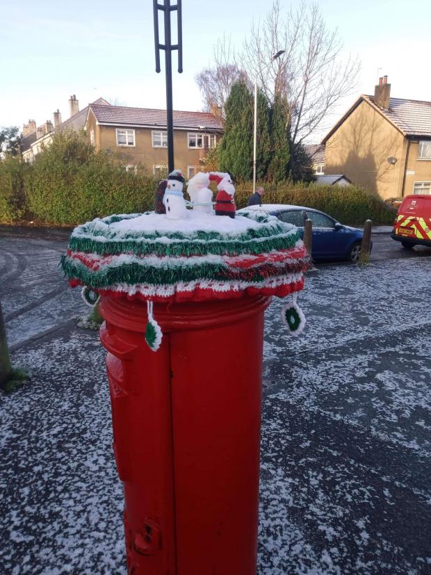 Glasgow Times: Another Christmas-themed letterbox topper brings a festive touch to Glasgow's Merrylee