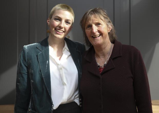 Glasgow Times: Glasgow Times Scots Young Woman of the Year 2021 nominee Tess Corcoran and mum Tara at a presentation at the Herald & Times offices in Bath Street thursday...Pic Gordon Terris Herald & Times..31/3/22.
