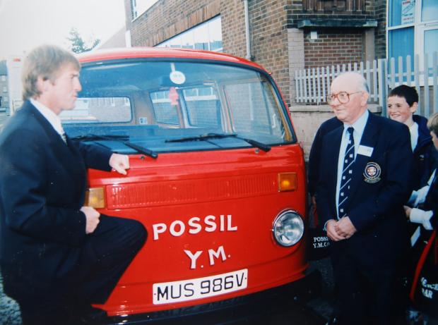 Glasgow Times: Kenny Dalglish, left with Bobby Dinnie in 1995.  Bobby Dinnie, now age 89, a retired football scout, was involved with the Possil YM football team for over 60 years and was responsible for discovering footballers Kenny Dalglish, Alan Archibald, Tony