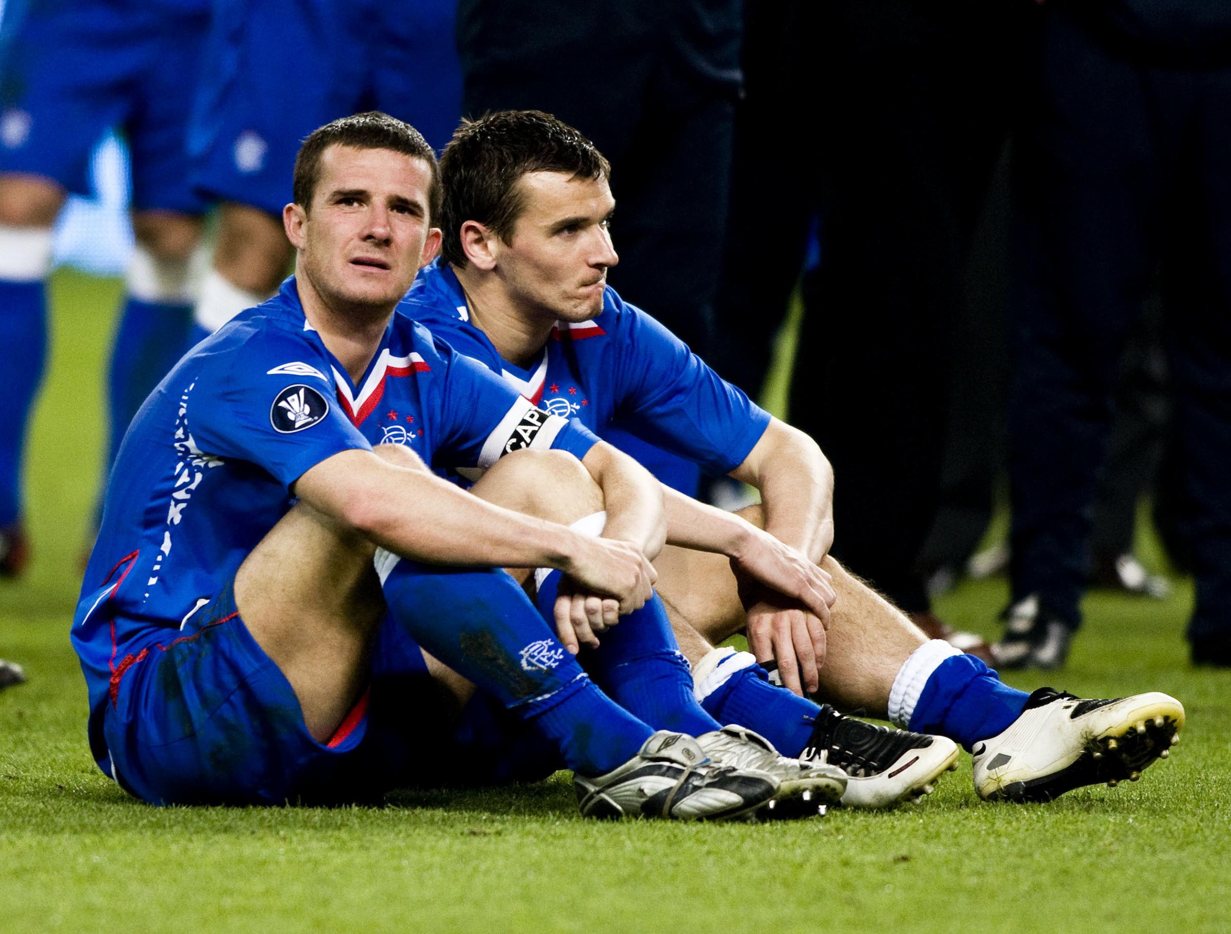 Barry Ferguson and Lee mcCulloch are dejected after Uefa Cup final defeat in 2008
