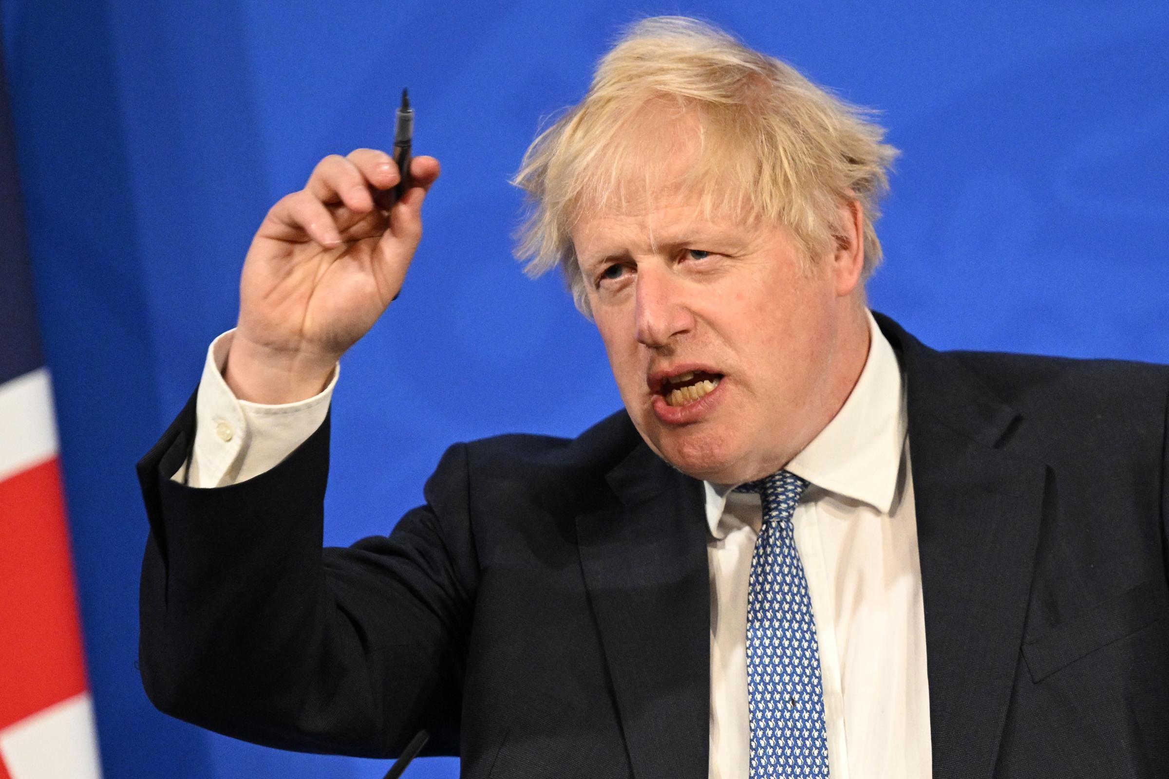 Boris Johnson press conference sparks altercation with Sky News's Beth Rigby