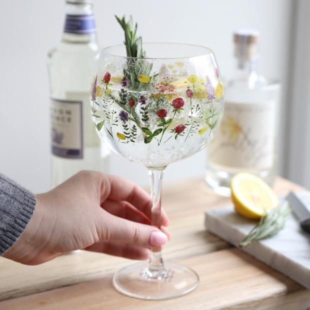 Glasgow Times: Wildflower Design Balloon Gin Glass. Credit: Not On The High Street
