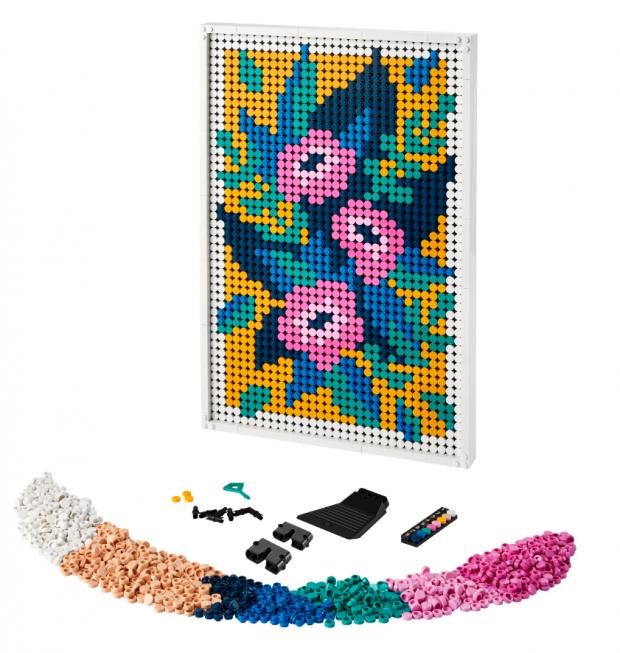 Glasgow Times: LEGO® Art Floral Art Set. Credit: LEGO