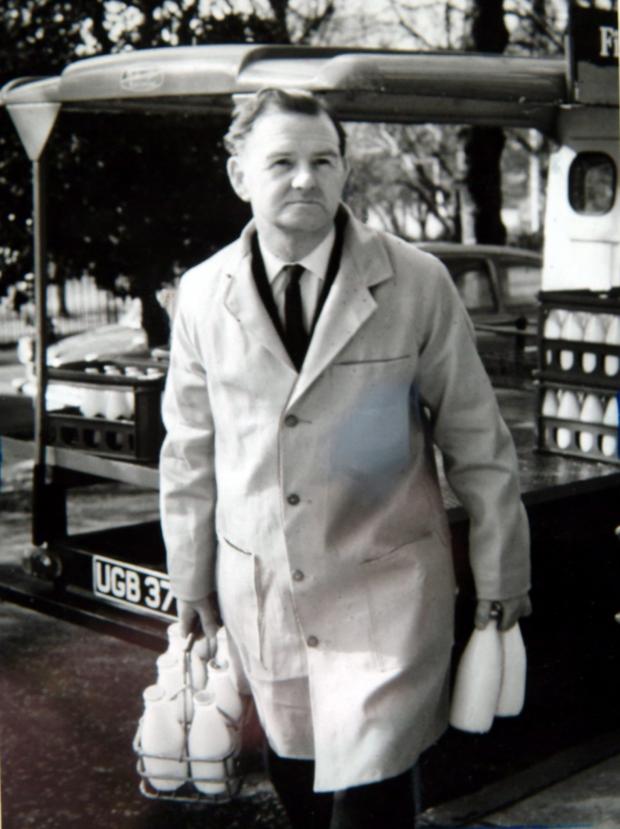 Glasgow Times: Milkman at work, Glasgow, c 1960s