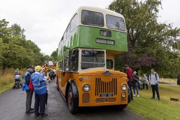 Glasgow Times: Vintage bus at the park