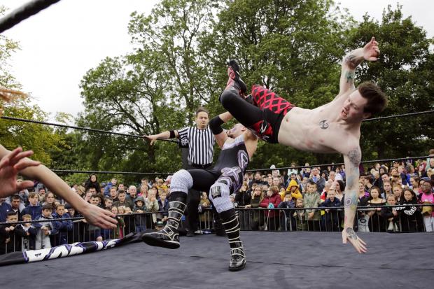 Glasgow Times: Live wrestling