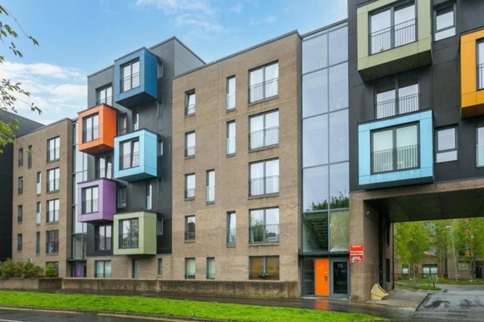 A spacious flat is offered to the market in this modern Glasgow development

 | Pro IQRA News