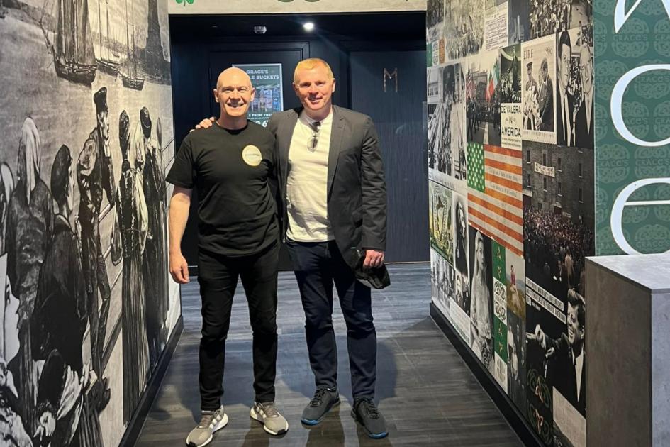 Former Celtic manager Neil Lennon has been spotted in an Irish pub in Glasgow

 | Pro IQRA News