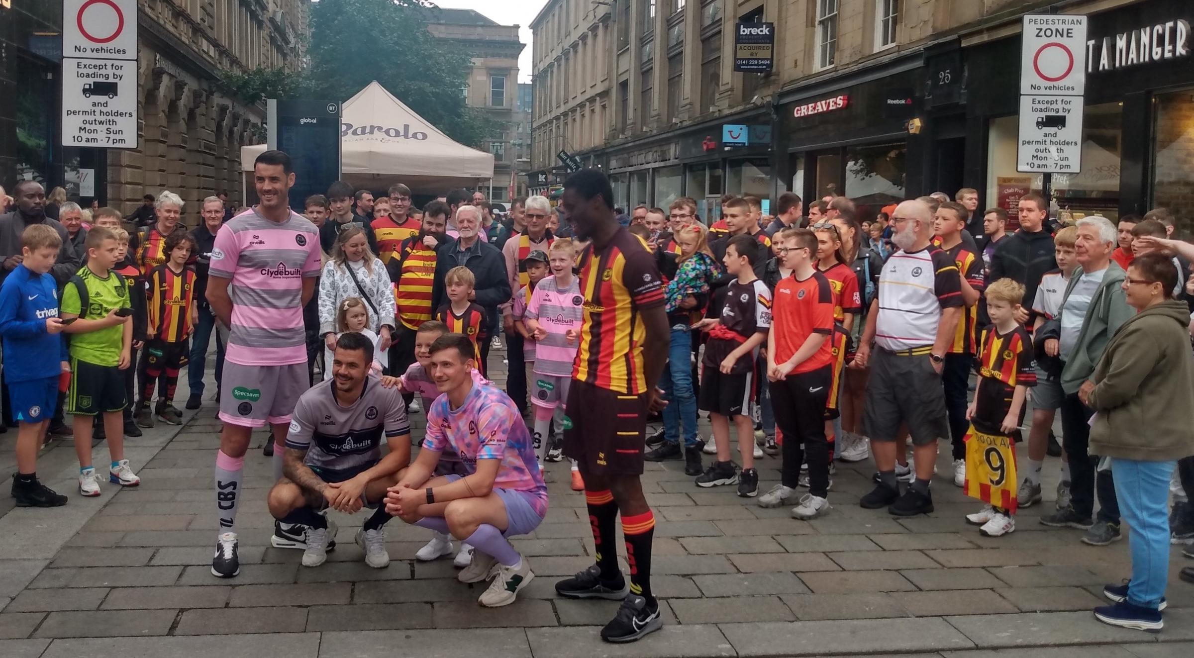 Partick Thistle players meet and greet fans in city centre street