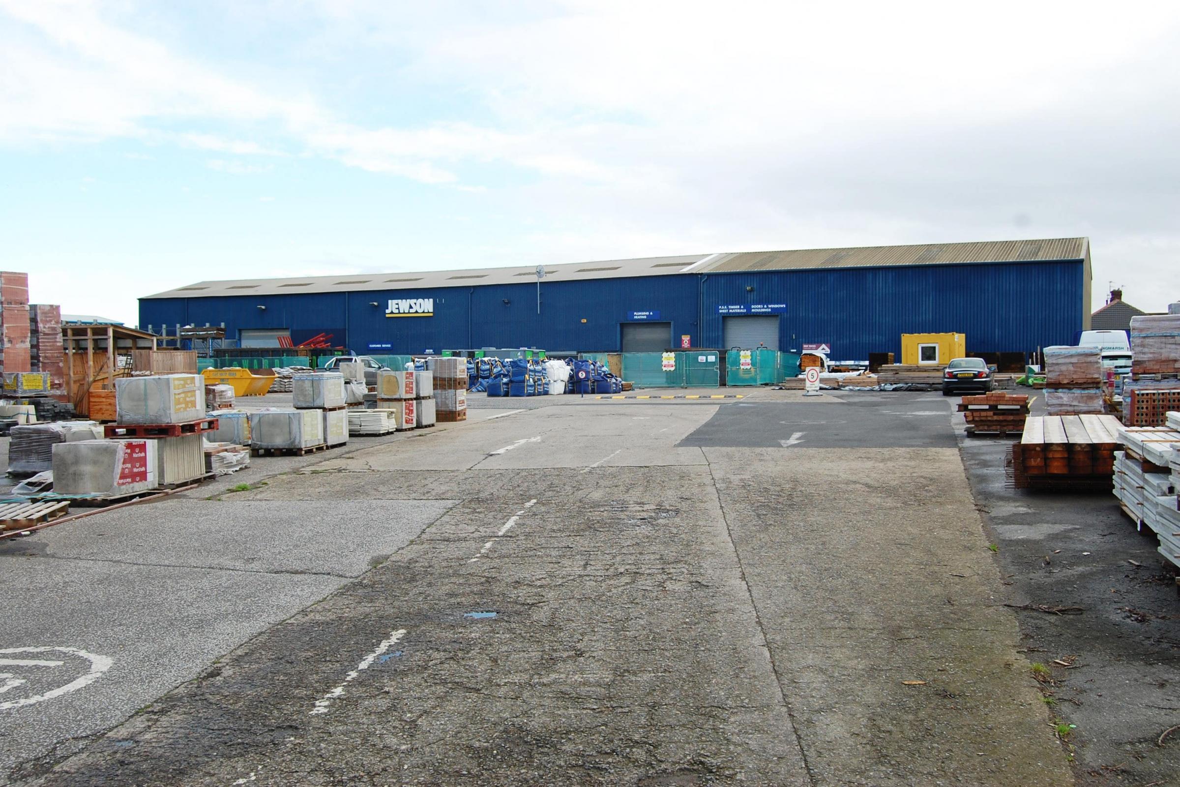 Jewson owner fined £400,000 over asbestos failures Glasgow Times picture