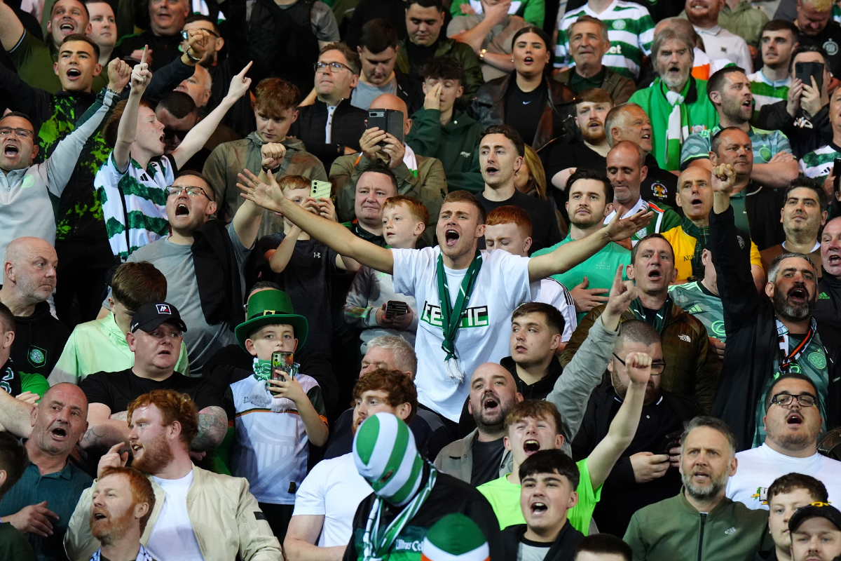 13 incredible pictures as Celtic fans in party mode over league win