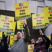 Railway cleaners launch first national strike over pay and conditions