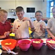 Children learn about healthy eating at the Jeely Piece Club