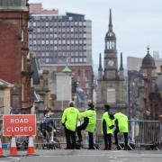 What Glasgow roads will be closed for the Men Under 23 Road Race as the UCI Cycling World Championships continue this Saturday?