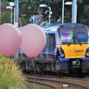 Glasgow train services 'likely' to be disrupted by a balloon