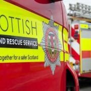999 crews spotted on busy Glasgow street amid incident