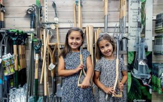 Ayla and Sophia Tuffaha are Dobbies Little Seedlings ambassadors