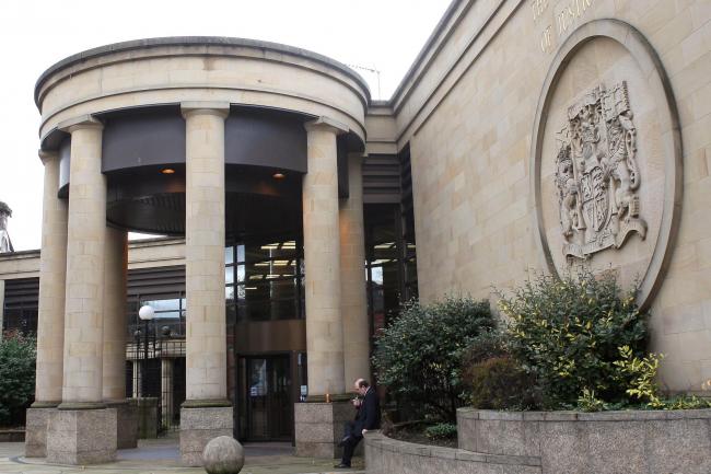 Man attacked window cleaner with baseball bat in Glasgow after sick dog jibe